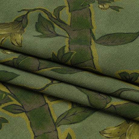 Sustainable Viscose Crepe Print - Green Floral Ogee Lattice - Mood Exclusive Intertwined Vines