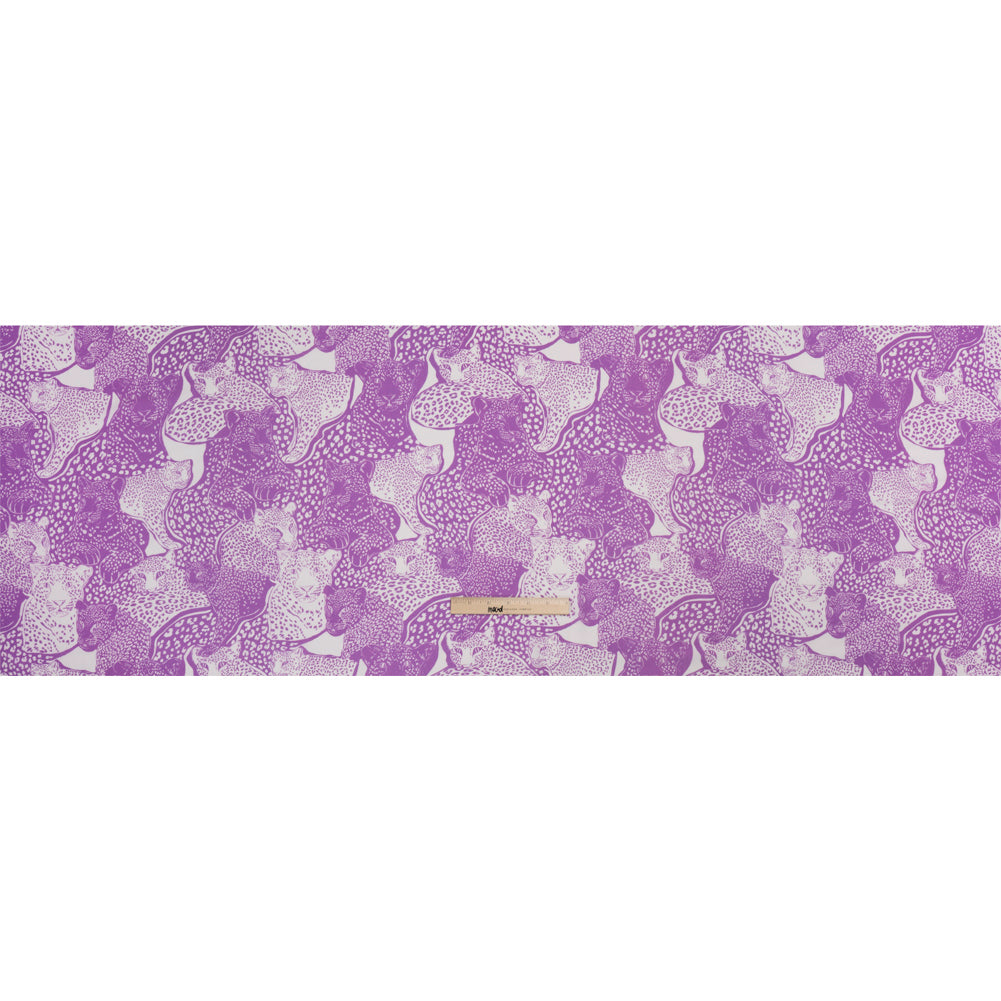 Sustainable Viscose Crepe Print - Purple and White Spotted Cats - Mood Exclusive Jamming Jaguars