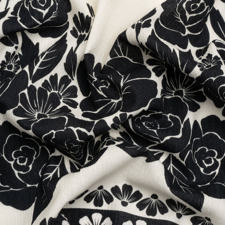 Crinkled Cotton Gauze Panel - Black and White Roses - Mood Exclusive Mounting Roses Print