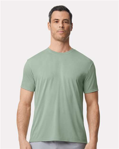 Performance short sleeve crew neck T-Shirt