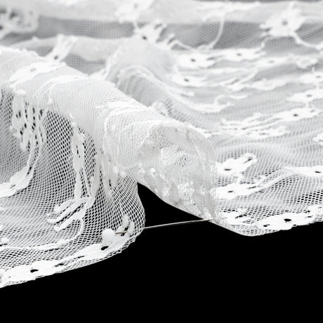Chantilly Lace - White Ditsy Floral and Elegant Border