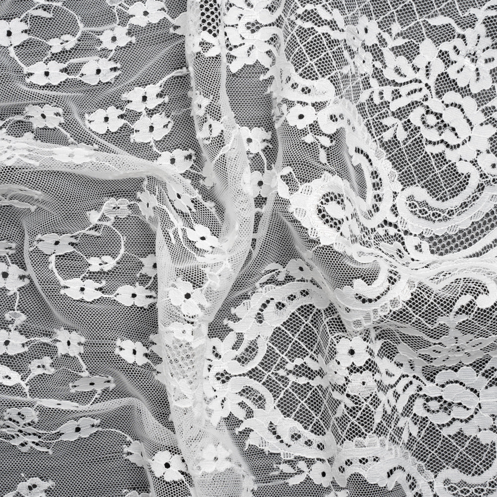 Chantilly Lace - White Ditsy Floral and Elegant Border