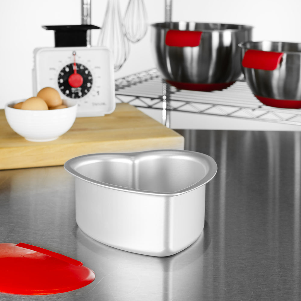 Fat Daddios PHT-63 Anodized Aluminum Heart Cake Pan 6" x 3" Deep