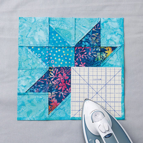 Clover Hot Hemmer Square Ruler