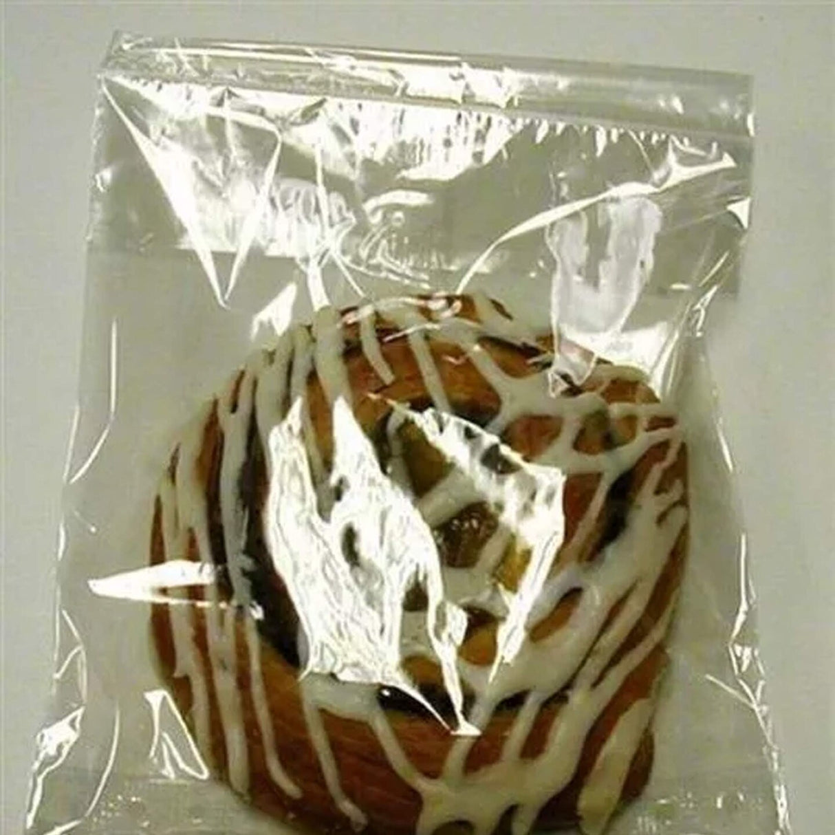 Durable Self-Sealing Lip Bags 8 1/4" x 10 1/8" 1.6 mil