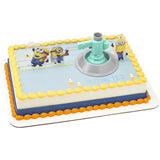 Minions Fart Bubble Blaster Cake Topper, 4 Piece Decoration Set With Working Bubble Wand, Stand, & Kevin, Bob, & Stuart Cake Kit