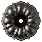 Nordicware Classic Bundt Cake Pan 12-Cup / 2.8 Liter