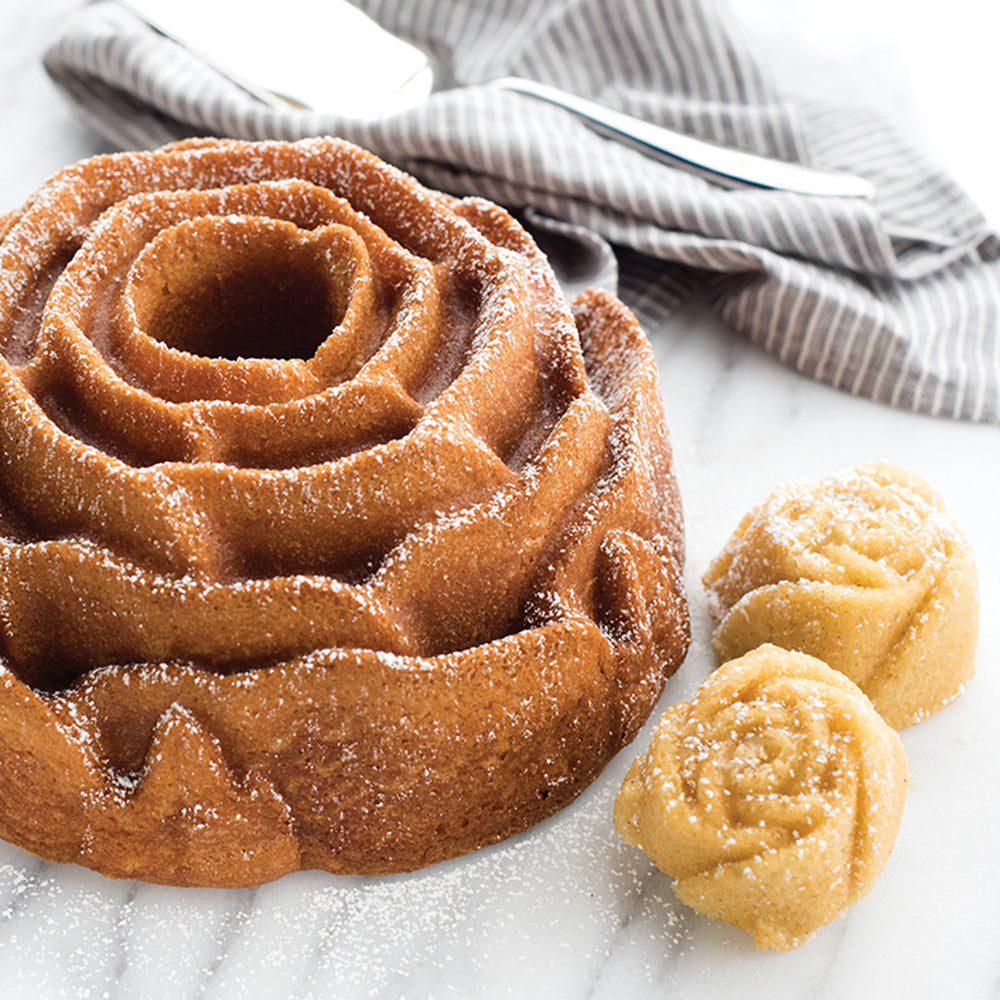 Nordicware 54148 Rose Bundt Cake Pan 10-cup capacity 8-1/2" Diam.