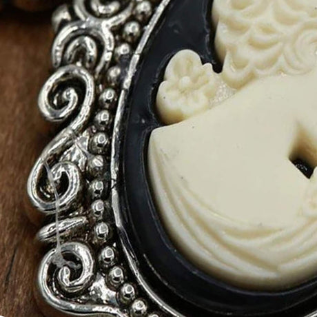 1 Pc Flat Black Ivory Silhouette Cameo Brass or Silver Frame