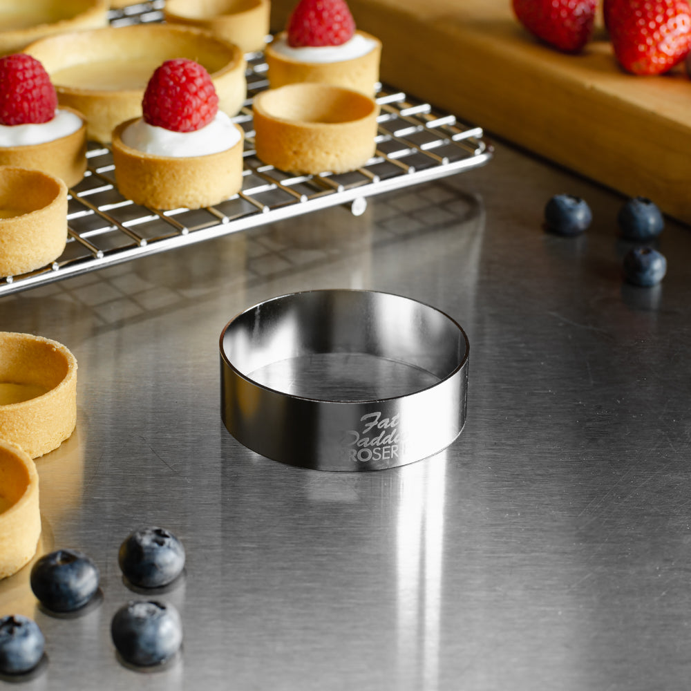 Fat Daddio's Stainless Steel Round Cake Ring, 2-3/4 x 3/4" High