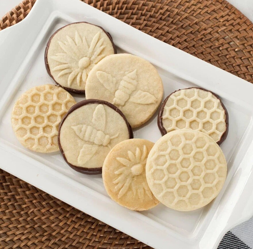 Nordic Ware Honey Bee Cookie Stamps Sunflower hive 3 pack