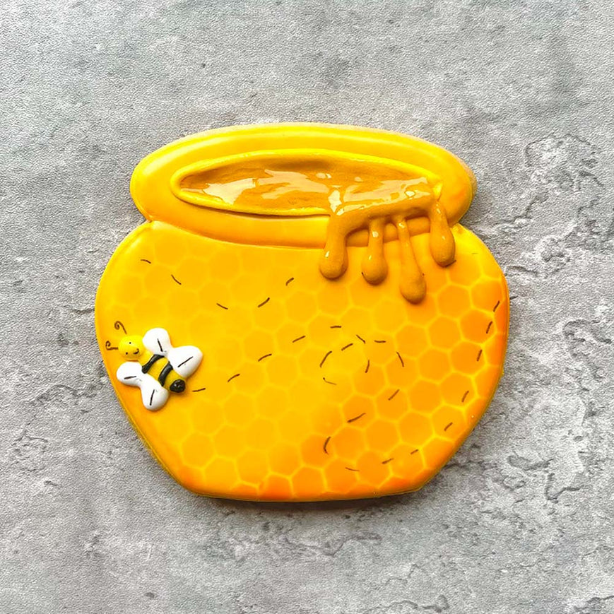 Ann Clark Honey Pot Cookie Cutter