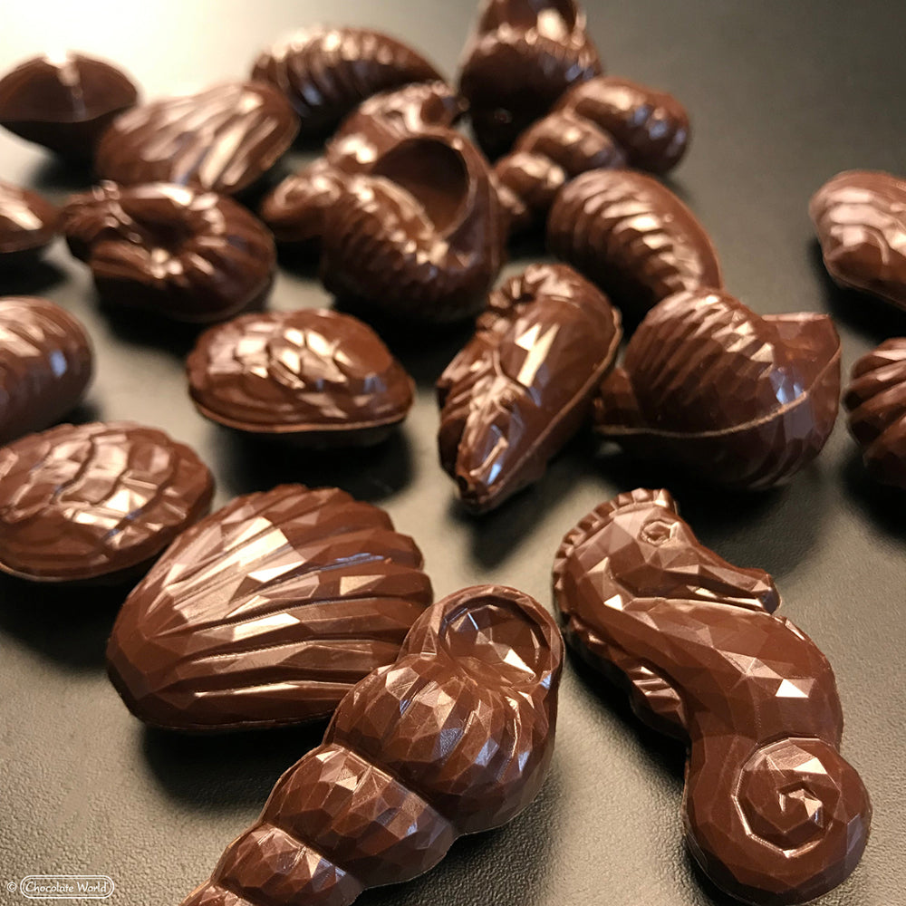 Chocolate World Polycarbonate Chocolate Mold, Shells & Sea Creatures, 22 Cavities