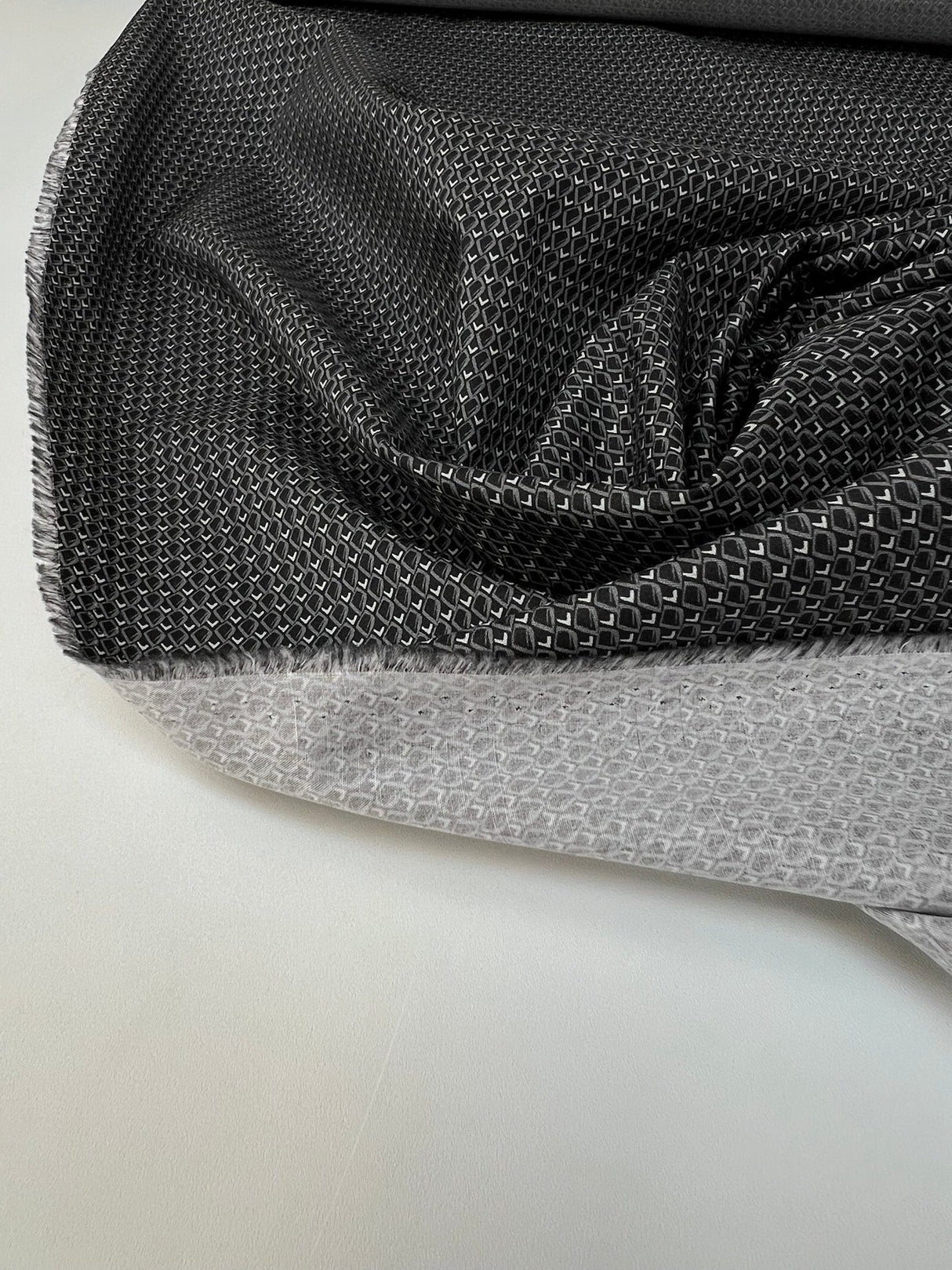 Cotton Poplin Gray Geometric Print