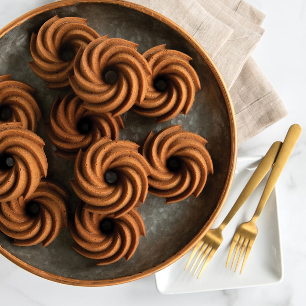 Nordic Ware Heritage Bundtlette Pan, 6 Cavities