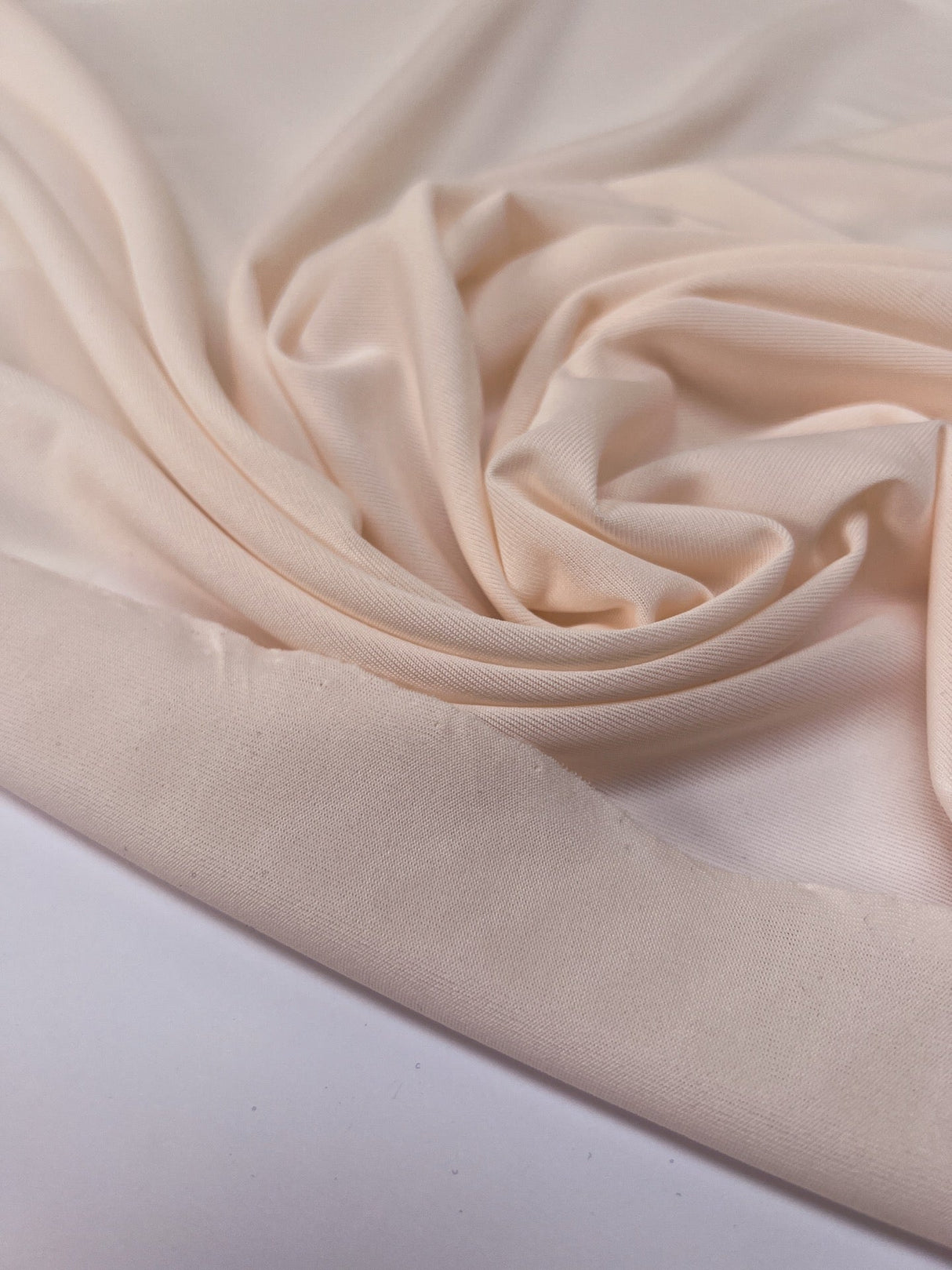 Pink Polyester Knitted Fabric
