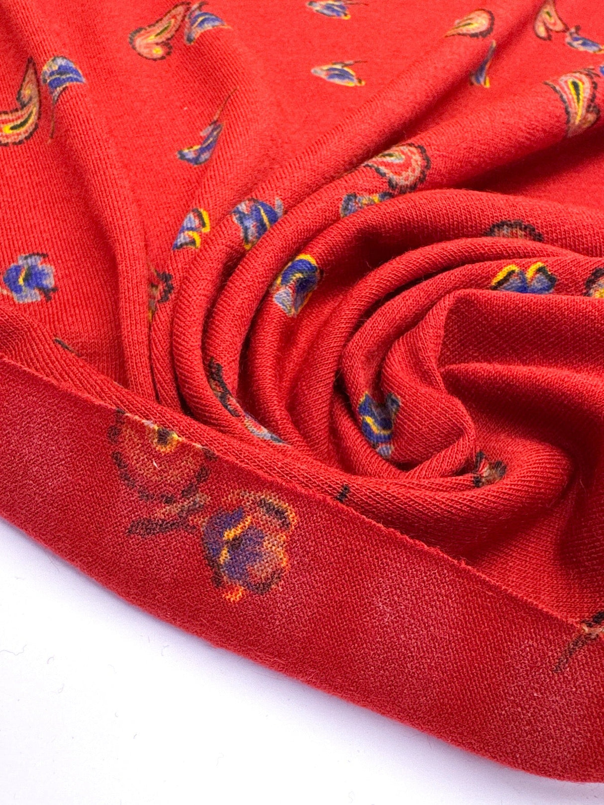 Acrylic Knitted Fabric Red Blue Paisley Floral