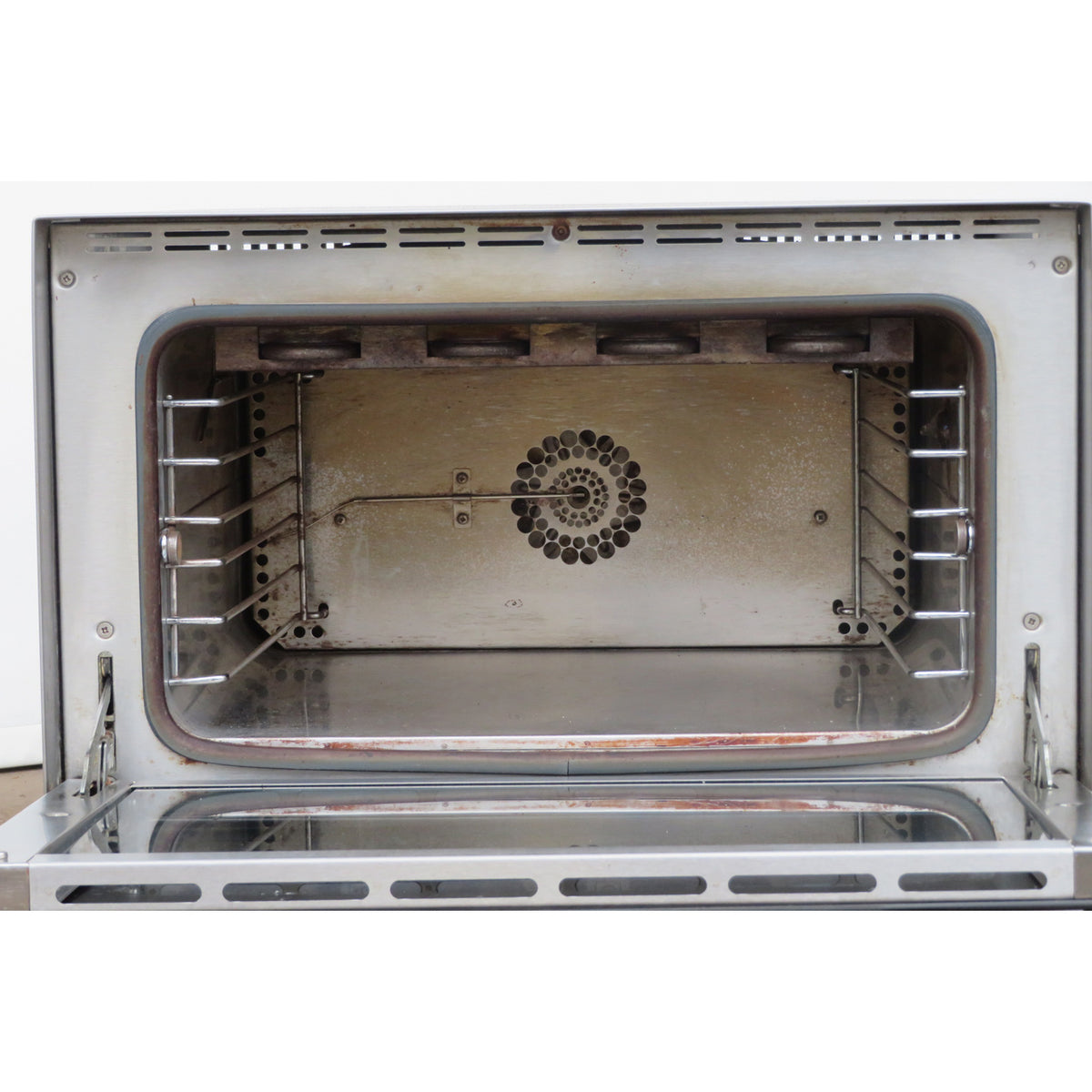 Anvil COA7002 Countertop Convection Oven, Used Great Condition