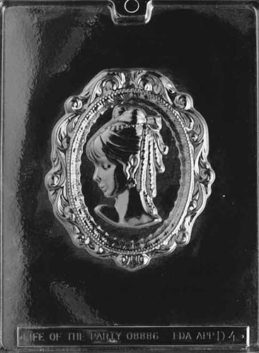 Large Cameo Chocolate Mold - LPD004