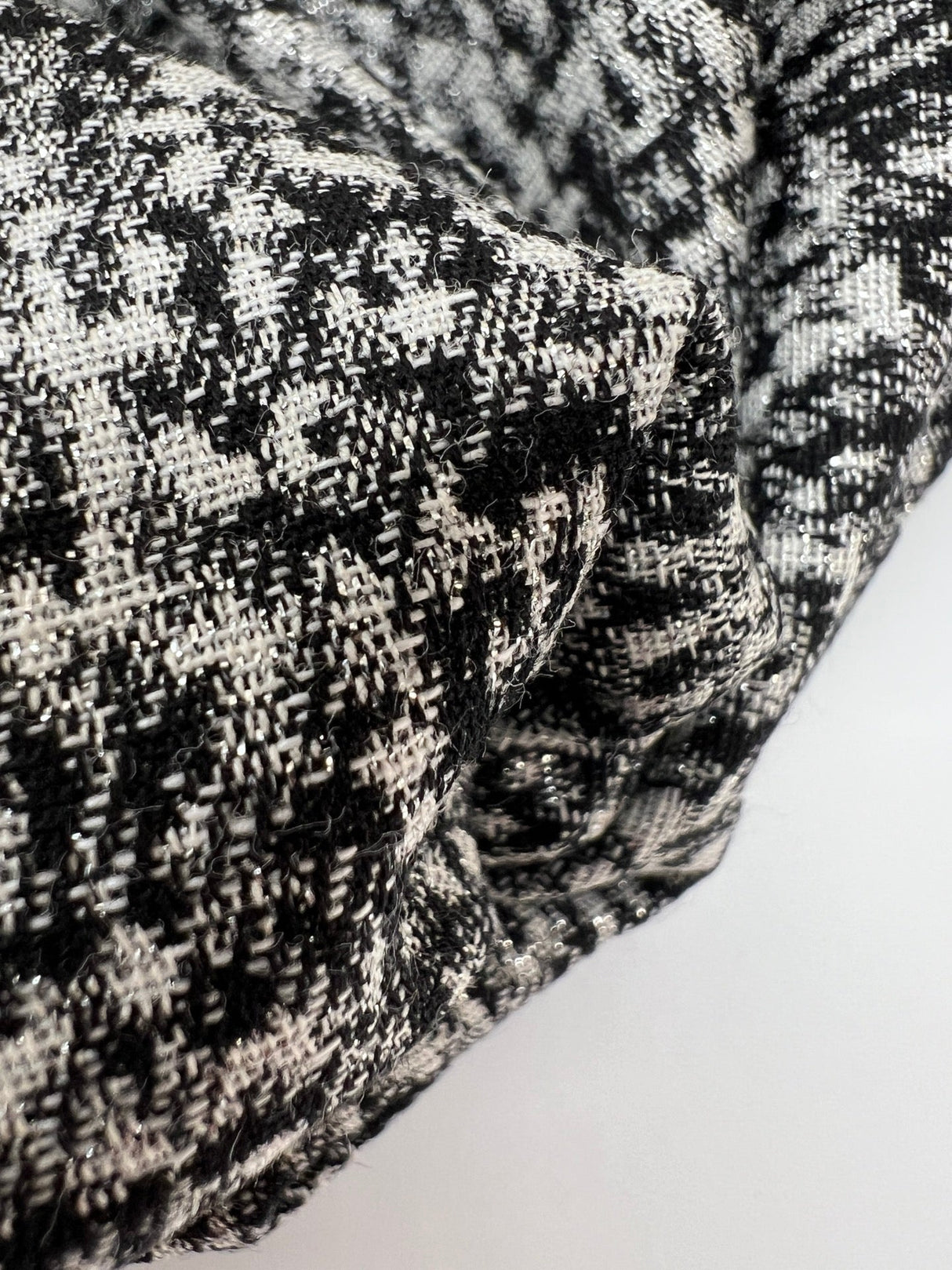 Cotton Tweed Lurex in Silver Black White