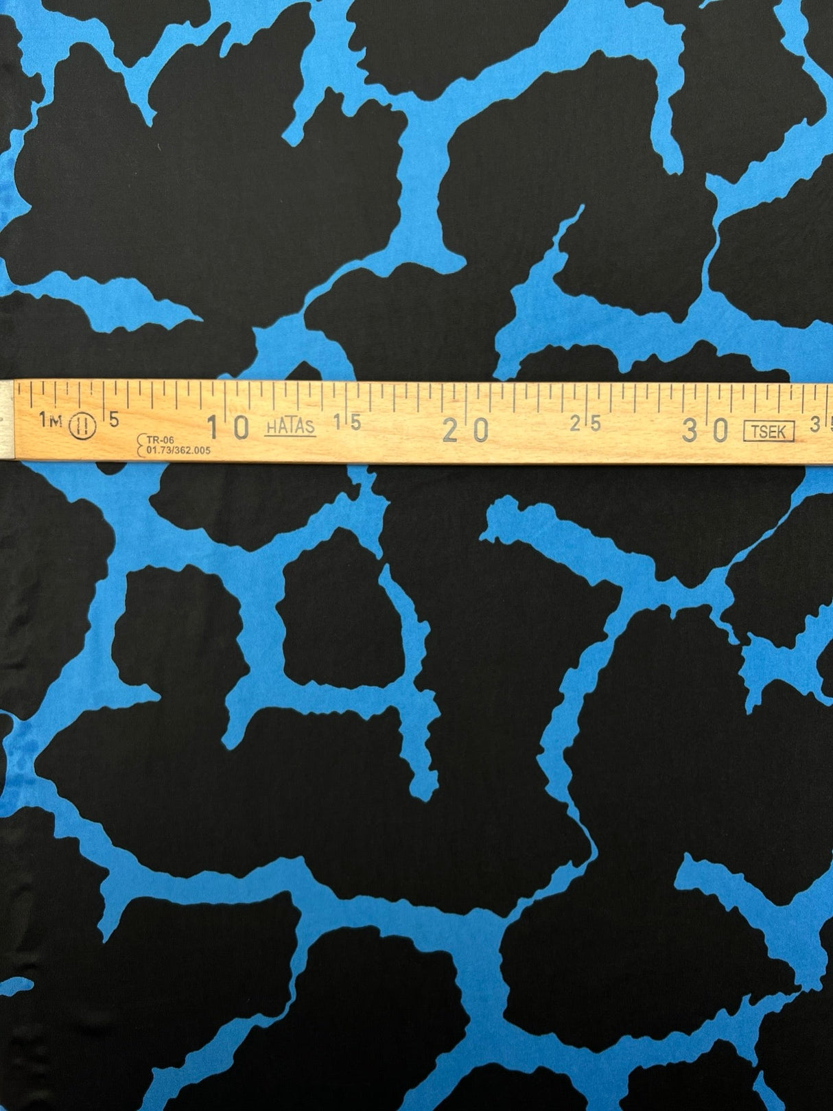 Polyester Elastane Knitted Fabric Printed Blue Black