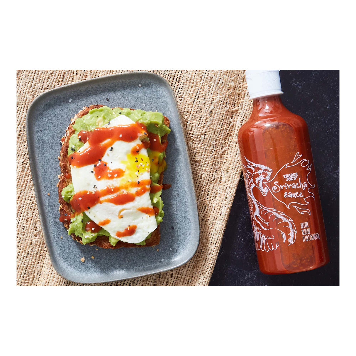 Sriracha Sauce – Fiery, Garlicky, Sweet & Tangy Chili Sauce