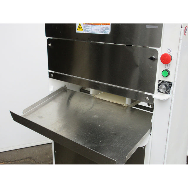 Bloemhof 860L Dough Sheeter & Moulder, Includes 2 Pressure Plates, Used Excellent Condition