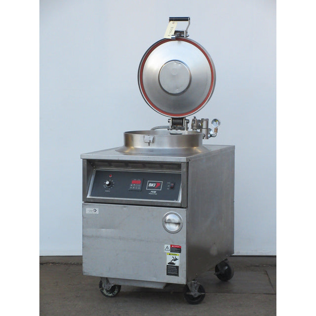 BKI FKM-F Electric Pressure Fryer, With Filtration, Used Excellent Condition