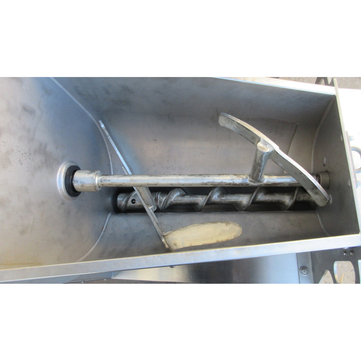 Hobart MG1532 Meat Mixer Grinder, Used Excellent Condition