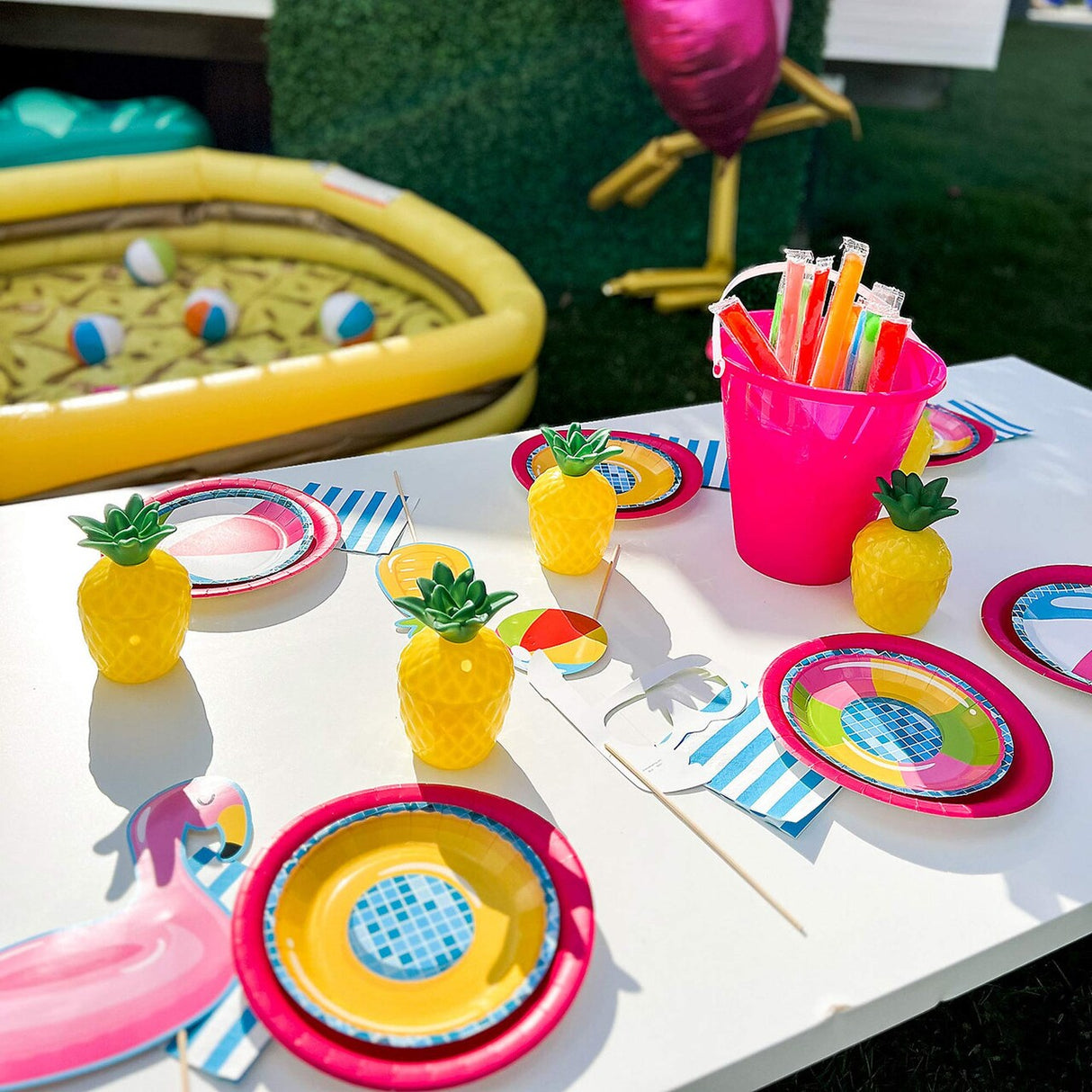 8 Ct Pool Party 7" Beach Ball Paper Dessert Plates,
