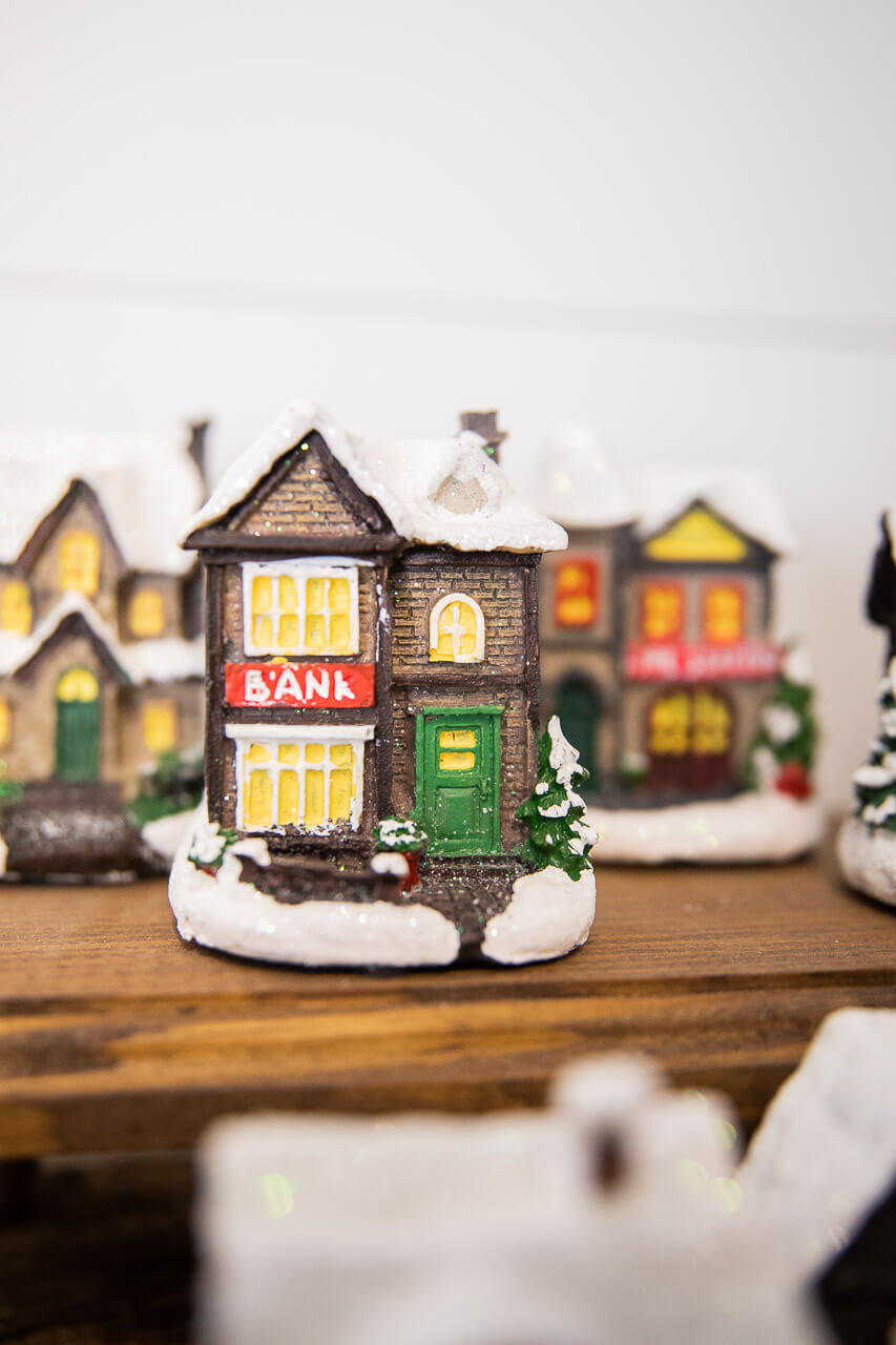Lighted Holiday House with Battery Powered LEDs