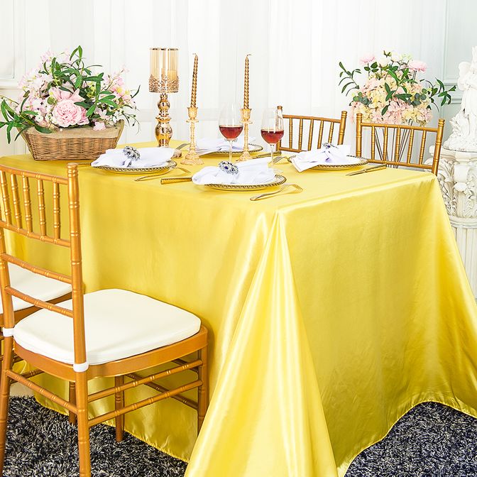 High?Quality Satin Rectangular Tablecloth – Glossy Look
