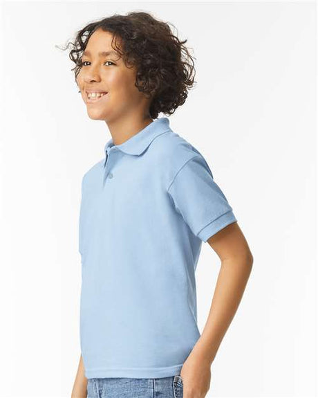 Polo de jersey DryBlend para jóvenes de Gildan - Tela suave y transpirable