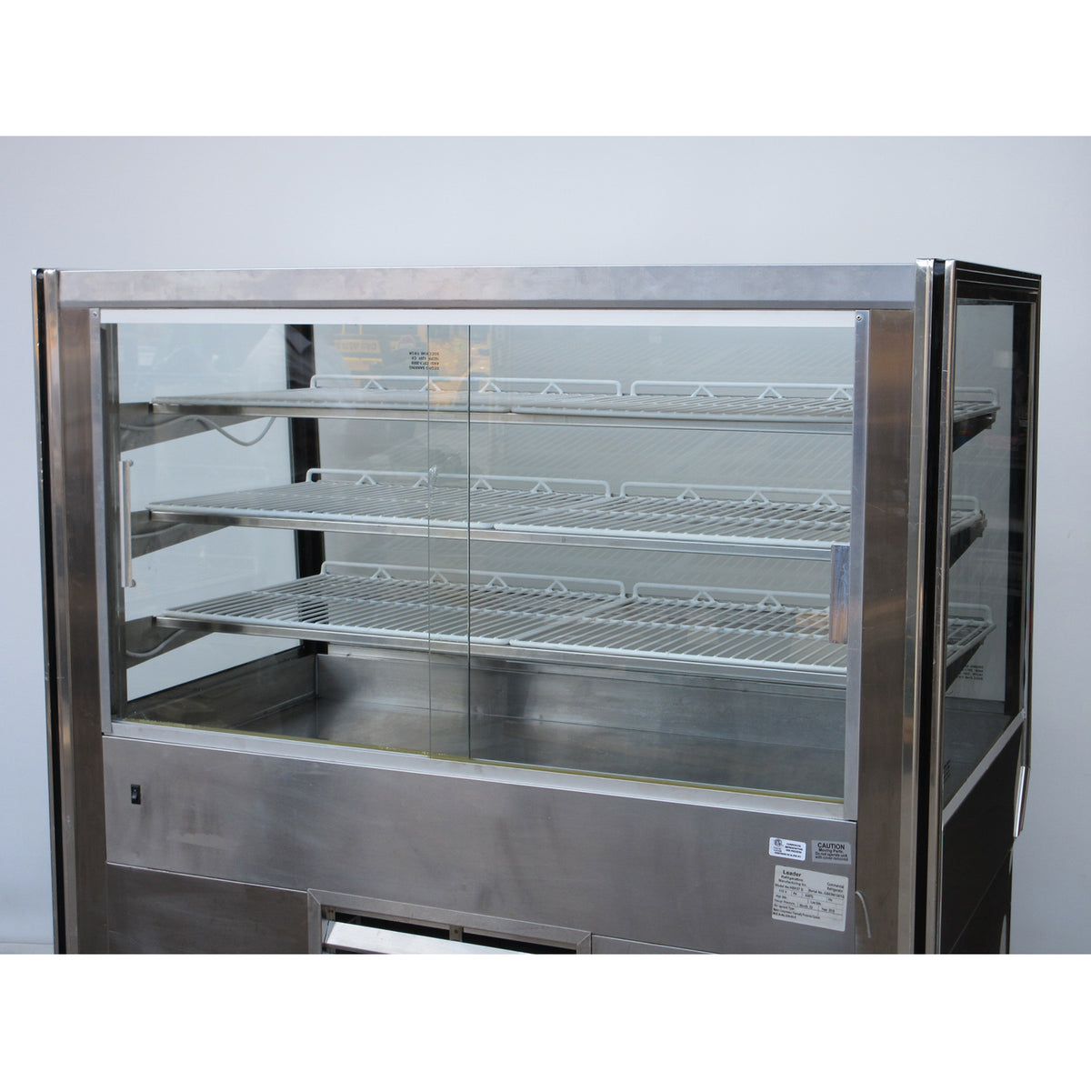 Leader HBK57D Dry Bakery Case, Used Excellent Condition