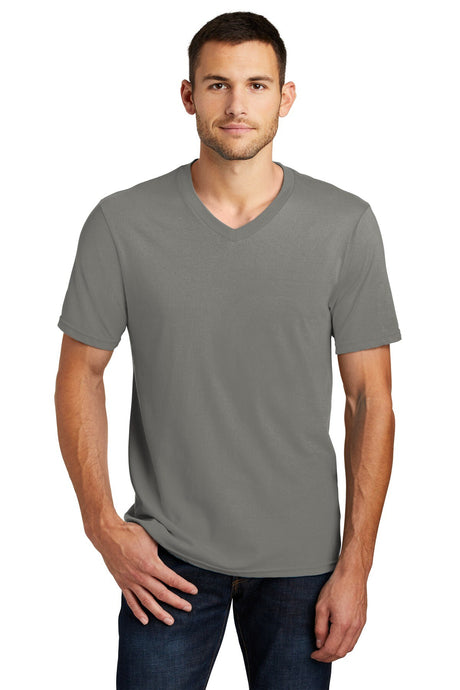 District ® Very Important Tee V-Neck