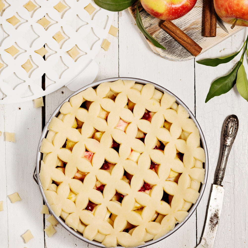 Decora Arabesque Lattice Pie Cutter, 11.8" Diameter