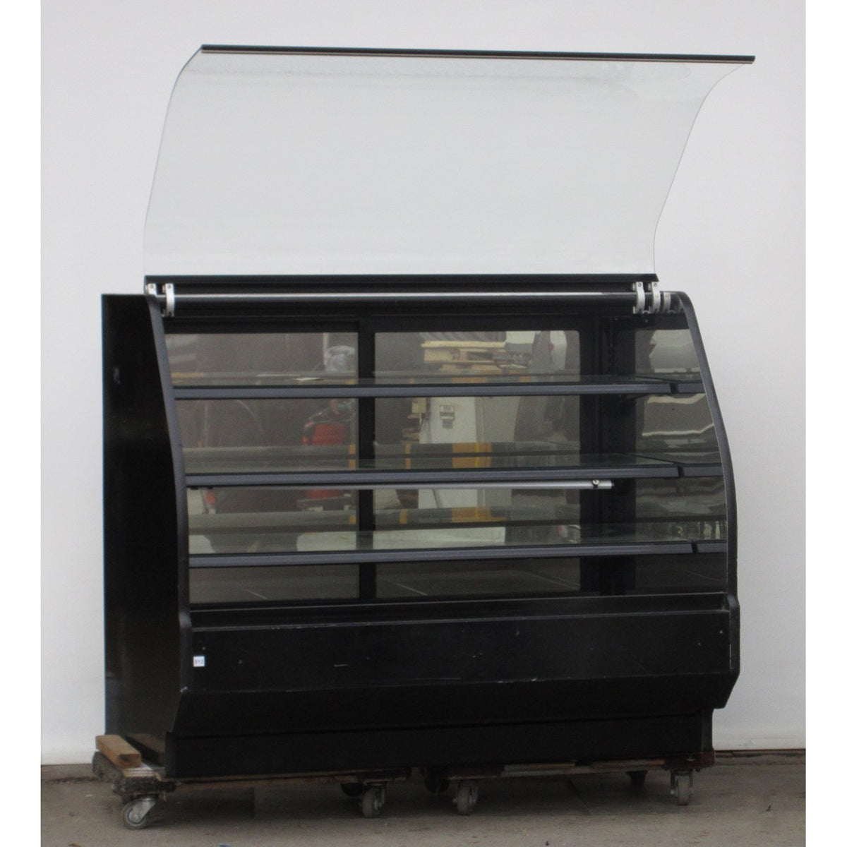 Hussman SHVS-5-R Remote Refrigerator Bakery Display Case, Used Excellent Condition