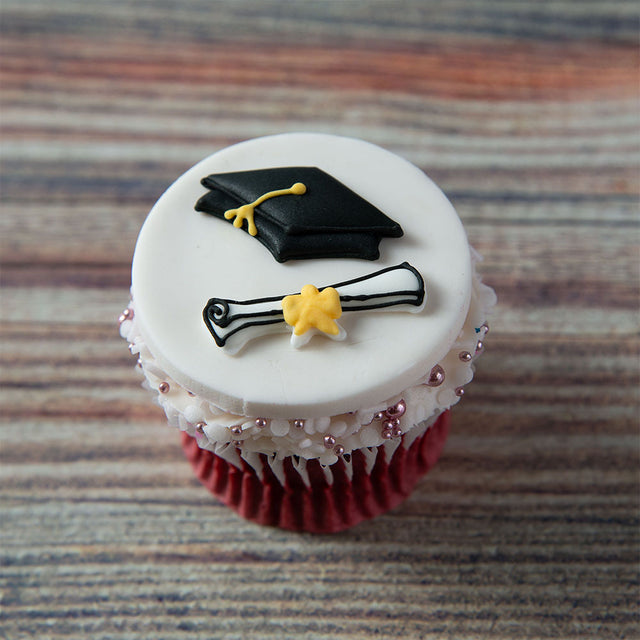 O'Creme Graduation Cap & Diploma Royal Icing Decorations, Set of 24