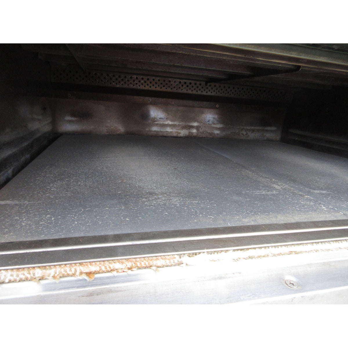 Doyon 2T4 Artisan Stone 4 Deck Electric Oven, Used Excellent Condition