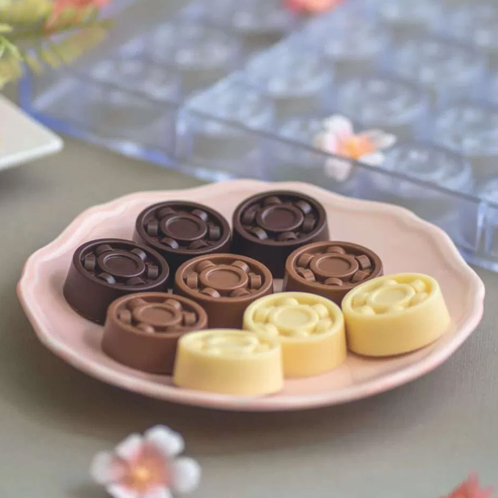 Safranne Roller Bite Praline Chocolate Mold, 24 Cavities