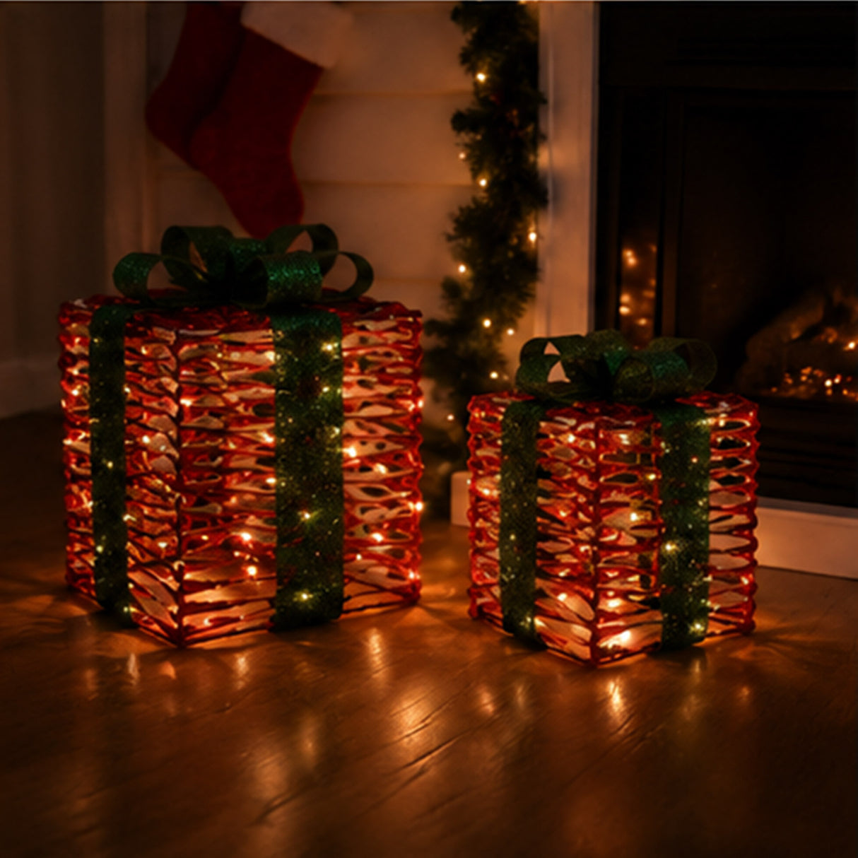 Red 3-Piece Christmas Gift Box Set Outdoor Decor