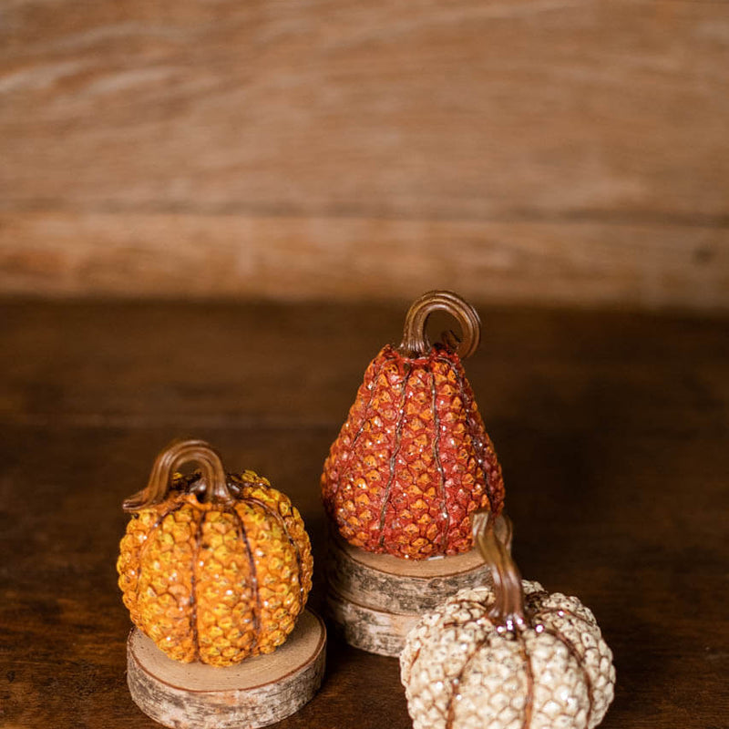4.5” Resin Harvest Pumpkin