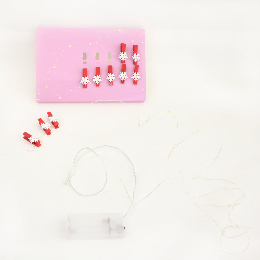20 LED Microdot Lights with 10 Wood Snowflake Clips and Indoor Battery Box
