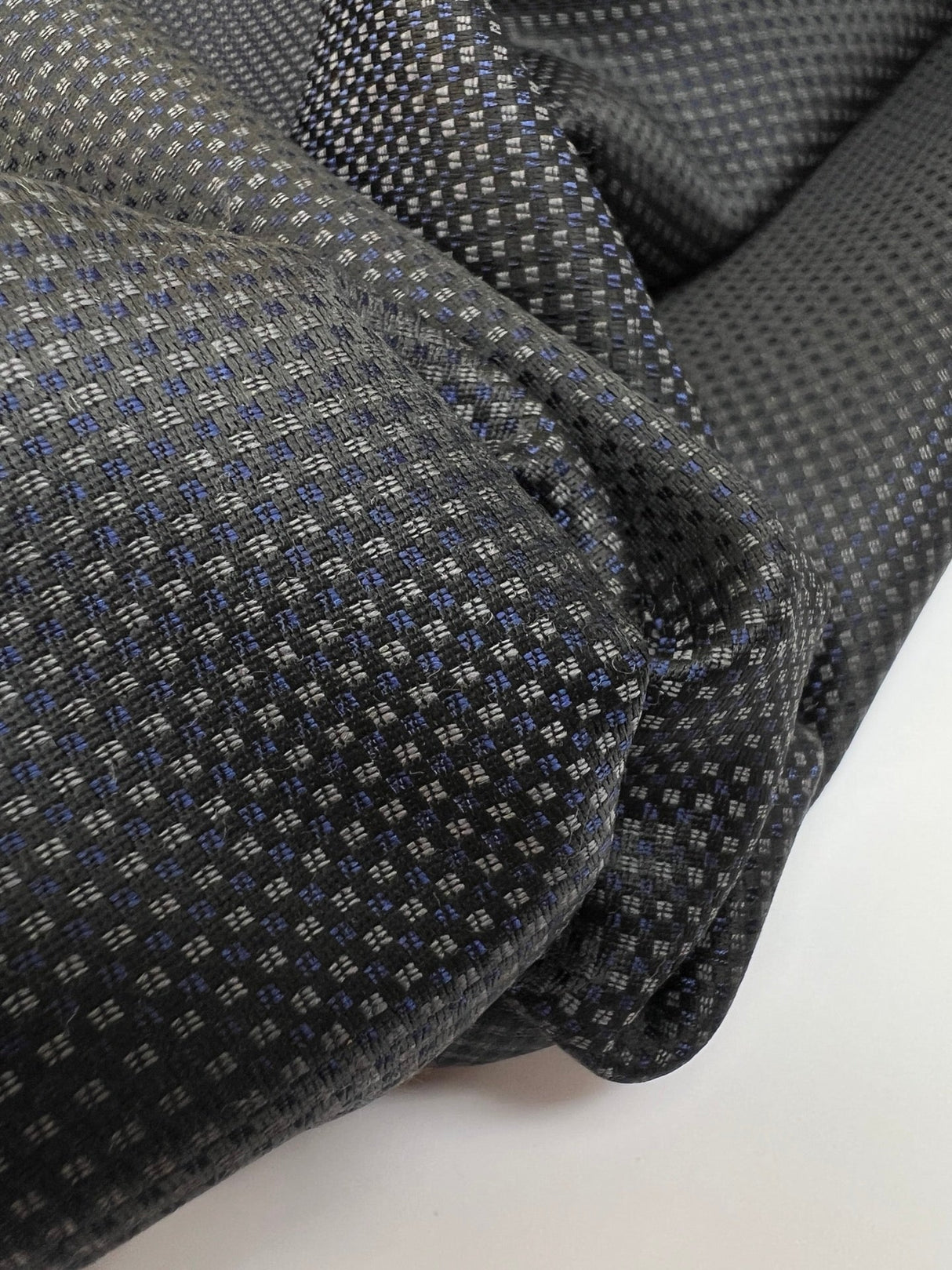Wool Blend Changeant Jacquard Blue Black