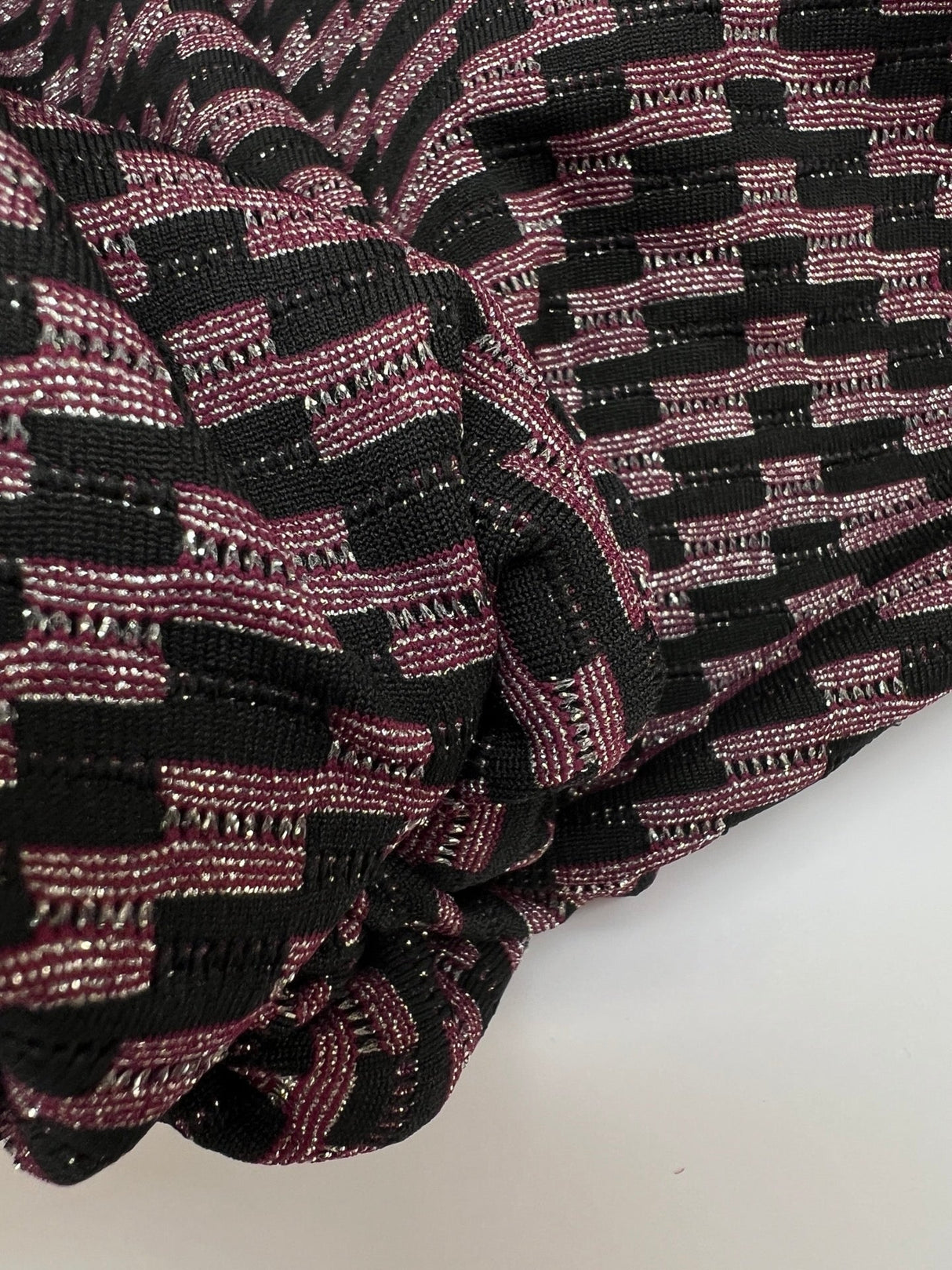 Lurex Knitted Blend Ribbed Silver Red Black
