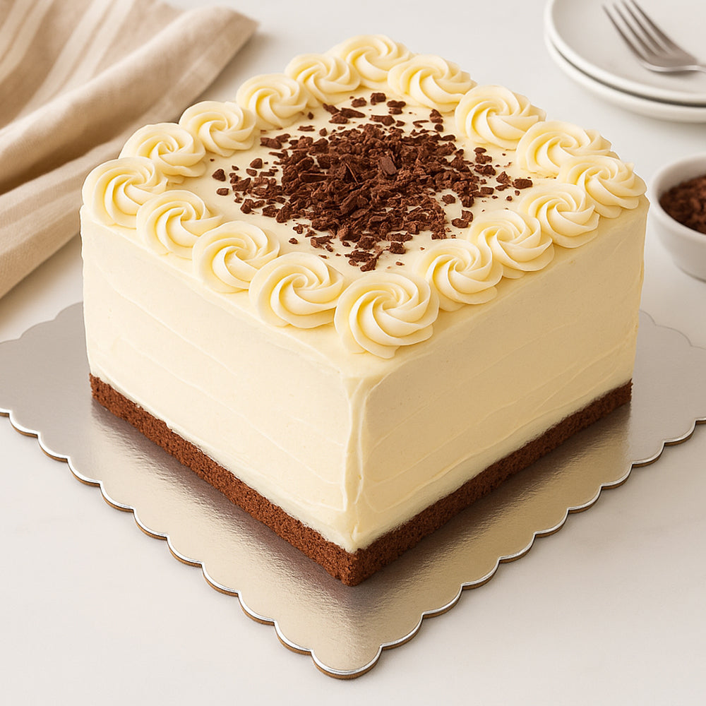 O'Creme Silver Square Scalloped Cake Boards, 12" x 12" - Pack of 25