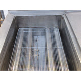 Avalon ADF26-G Donut Gas Fryer, Used Excellent Condition