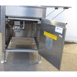 Avalon ADF26-G Donut Gas Fryer, Used Excellent Condition