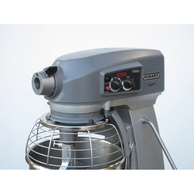 Hobart HL200 20 Qt Legacy Mixer, Bowl And 2 Attachments Included, Used Excellent Condition