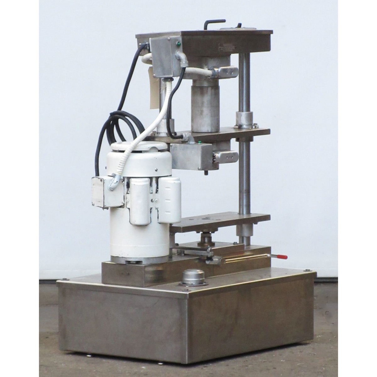 Comtec 2200 Hydraulic Pie Press, Used Excellent Condition